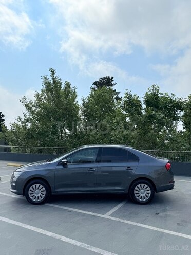 Skoda Rapid 2021, 113,600 km - 1.6 l - Bakı