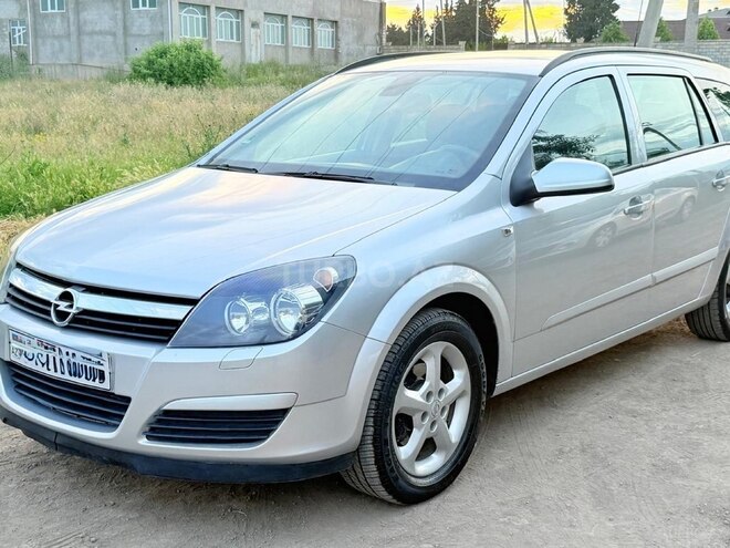 Opel Astra 2006, 279,680 km - 1.4 l - Tovuz