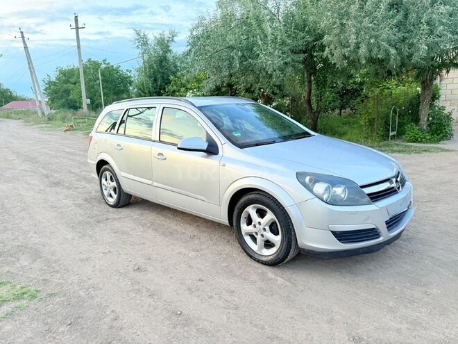 Opel Astra 2006, 279,680 km - 1.4 l - Tovuz
