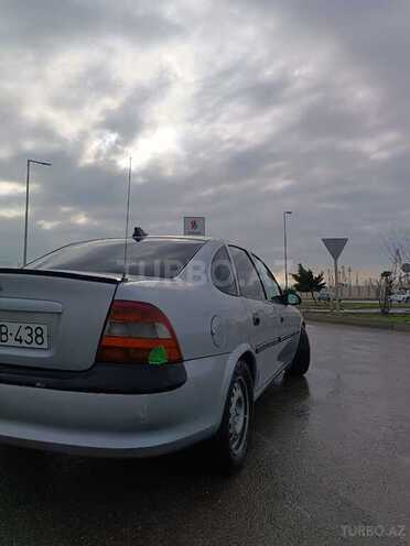 Opel Vectra 1996, 627,661 km - 1.6 l - Bakı