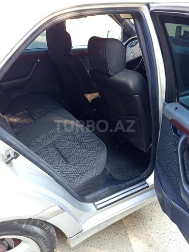Mercedes C 220 1995, 130,000 km - 2.2 l - Şirvan
