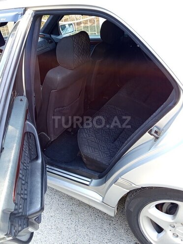 Mercedes C 220 1995, 130,000 km - 2.2 l - Şirvan