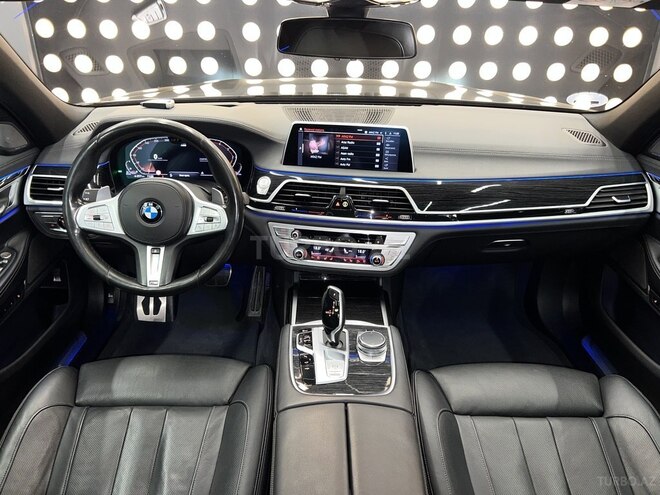 BMW 730 2019, 136,000 km - 3.0 л - Bakı