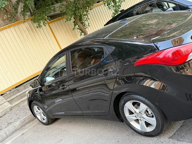 Hyundai Elantra 2013, 263,000 km - 1.8 l - Bakı
