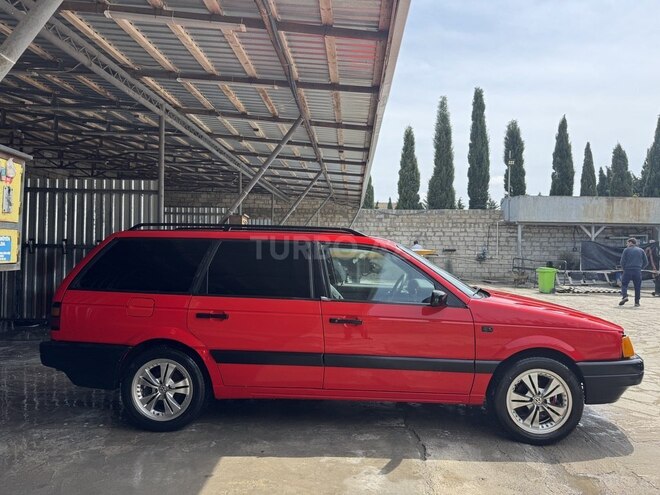 Volkswagen Passat 1992, 120,000 km - 1.8 l - Bakı