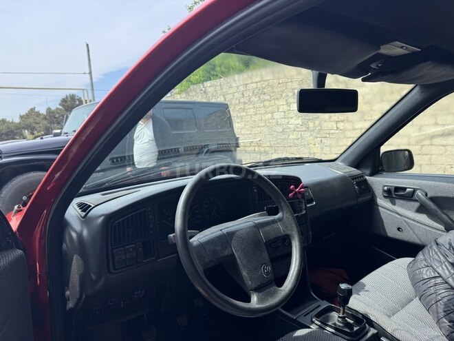 Volkswagen Passat 1992, 120,000 km - 1.8 l - Bakı