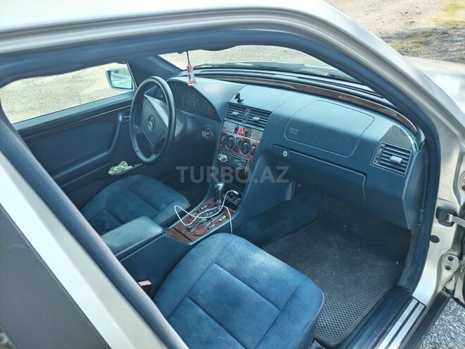 Mercedes C 180 1995, 428,544 km - 1.8 l - Qəbələ