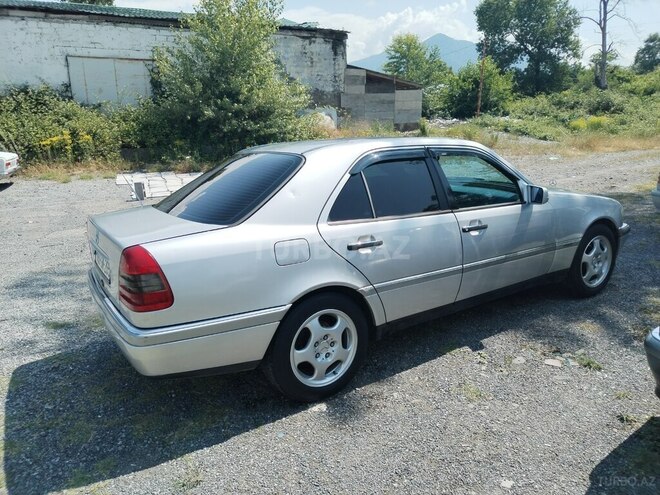 Mercedes C 180 1995, 428,544 km - 1.8 l - Qəbələ