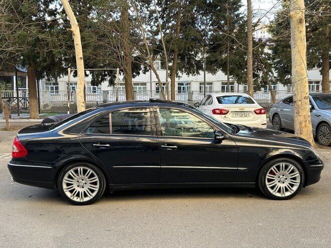 Mercedes E 240 2003, 165,000 km - 2.6 l - Bakı
