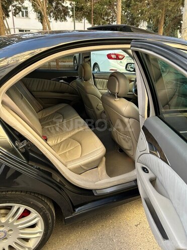 Mercedes E 240 2003, 165,000 km - 2.6 l - Bakı