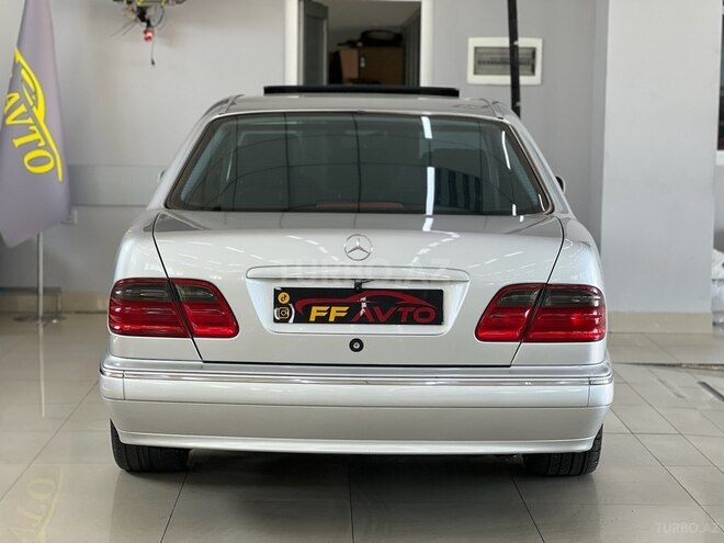 Mercedes E 320 1999, 192,000 km - 3.2 л - Bakı