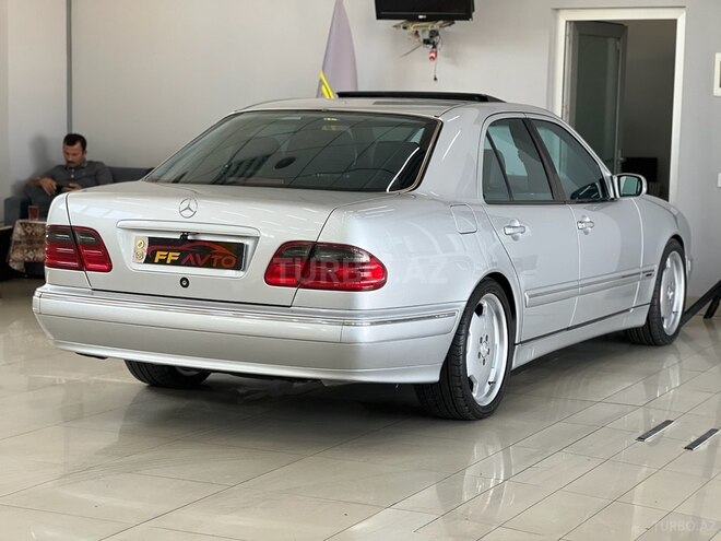 Mercedes E 320 1999, 192,000 km - 3.2 л - Bakı