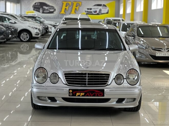 Mercedes E 320 1999, 192,000 km - 3.2 л - Bakı