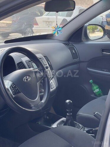 Hyundai i30 2008, 250,000 km - 1.6 л - Bakı
