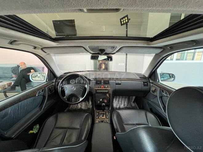 Mercedes E 320 1999, 192,000 km - 3.2 л - Bakı