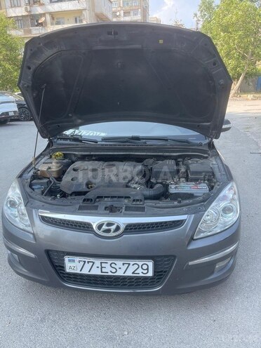 Hyundai i30 2008, 250,000 km - 1.6 л - Bakı