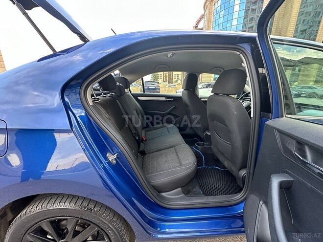 Skoda Rapid 2021, 127,000 km - 1.6 l - Bakı
