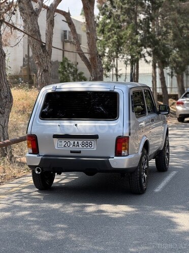 LADA (VAZ) Niva-2
