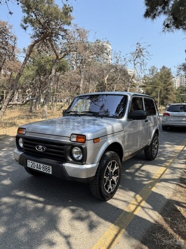 LADA (VAZ) Niva-4