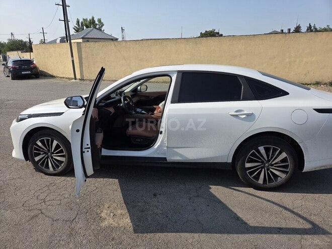Changan Qiyuan A05 2024, 2,600 km - 1.5 л - Bakı