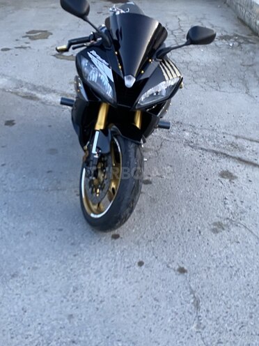 Yamaha YZF-R6-1