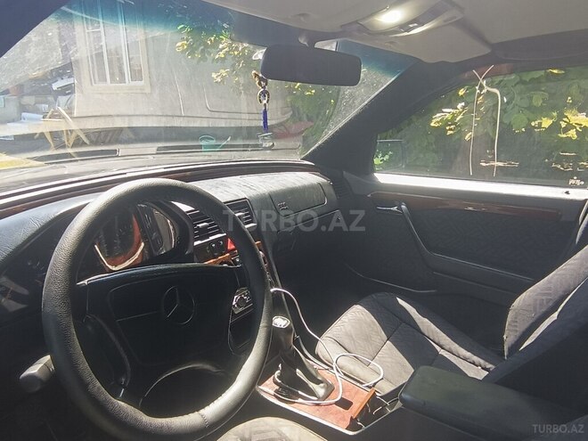 Mercedes C 180 1995, 130,000 km - 1.8 l - Zaqatala