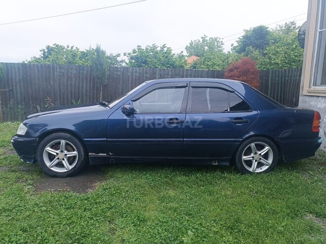 Mercedes C 180 1995, 130,000 km - 1.8 l - Zaqatala