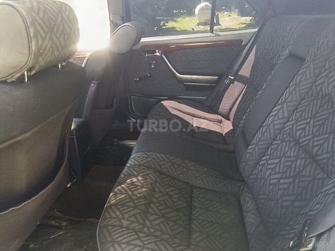 Mercedes C 180 1995, 130,000 km - 1.8 l - Zaqatala