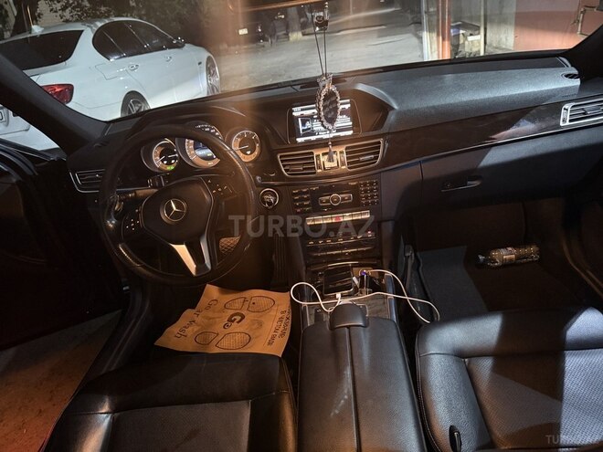 Mercedes E 220 d 2013, 262,000 km - 2.2 l - Bakı