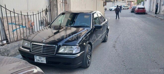 Mercedes C 230 1997, 297,352 km - 2.3 l - Bakı