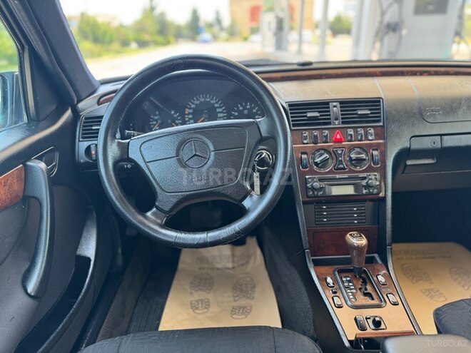 Mercedes C 240 1999, 319,000 km - 2.4 l - Bakı