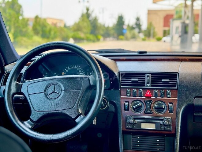 Mercedes C 240 1999, 319,000 km - 2.4 l - Bakı