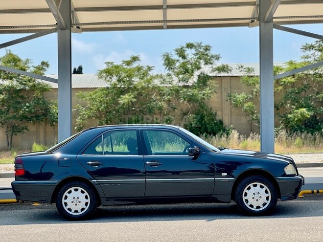 Mercedes C 240 1999, 319,000 km - 2.4 l - Bakı