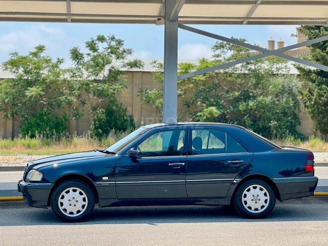 Mercedes C 240 1999, 319,000 km - 2.4 l - Bakı