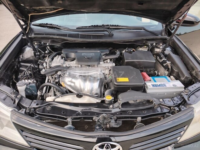 Toyota Camry-19