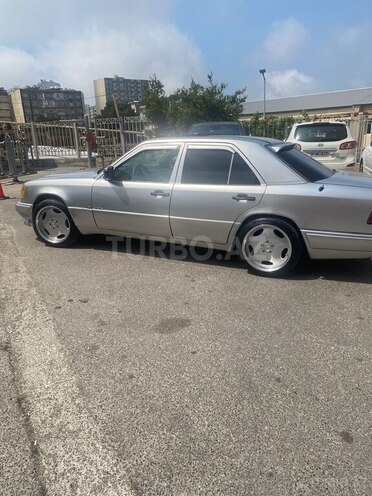 Mercedes E 220 1993, 500,000 km - 2.2 л - Bakı