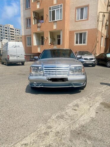 Mercedes E 220 1993, 500,000 km - 2.2 л - Bakı