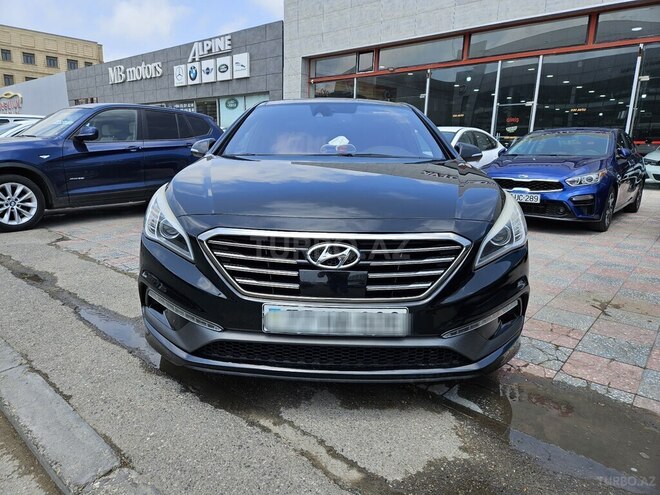 Hyundai Sonata-1