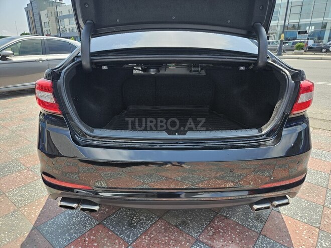 Hyundai Sonata-12