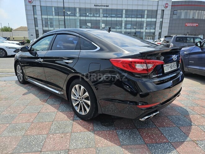Hyundai Sonata-17