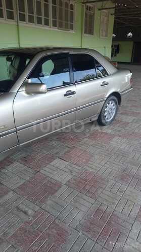Mercedes C 240 1999, 280,000 km - 2.4 l - Hacıqabul
