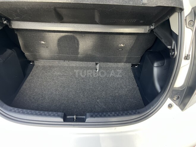 Toyota Aqua 2019, 72,031 km - 1.5 l - Bakı