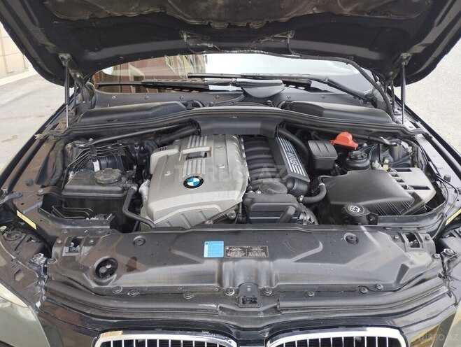 BMW 525 2007, 340,000 km - 2.5 l - Bakı