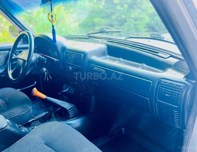 GAZ 31105 2005, 186,000 km - 2.4 l - Sabirabad
