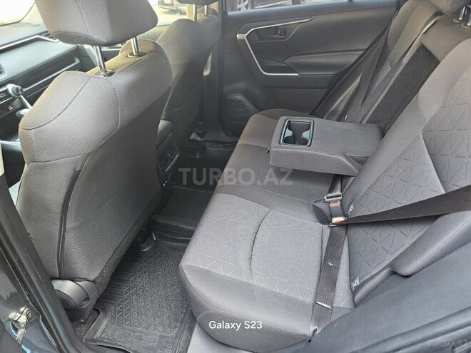 Toyota RAV4 2022, 28,000 km - 2.0 l - Bakı