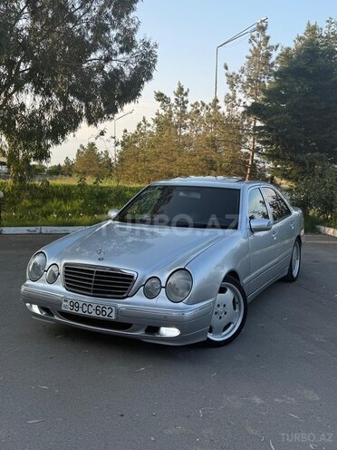 Mercedes E 320 2000, 434,000 km - 3.2 l - Yevlax