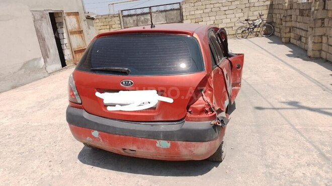 Kia Rio 2007, 286,000 km - 1.4 л - Quba