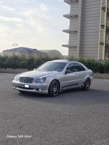 Mercedes C 240 2002, 157,500 km - 2.6 l - Bakı