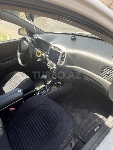 Hyundai Accent 2010, 180,000 km - 1.4 l - Bakı