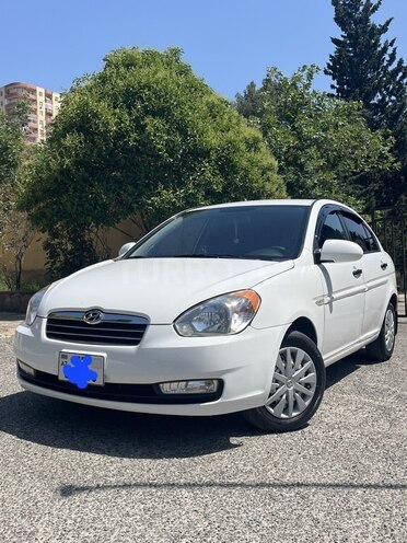 Hyundai Accent 2010, 180,000 km - 1.4 l - Bakı